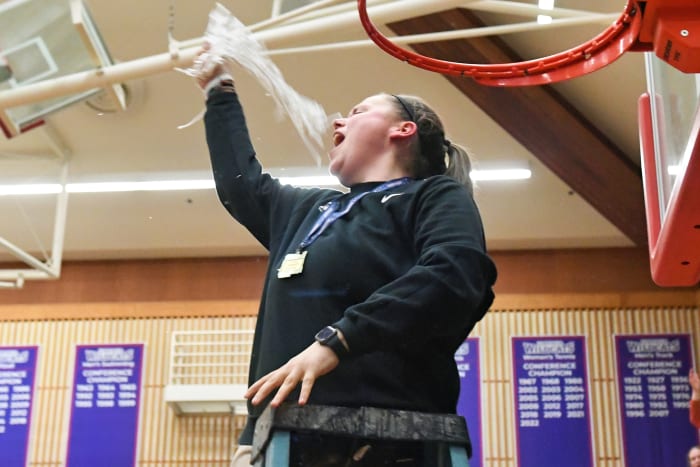 a Silverton Crater 5A Oregon girls basketball final 2024 Leon Neuschwander 100